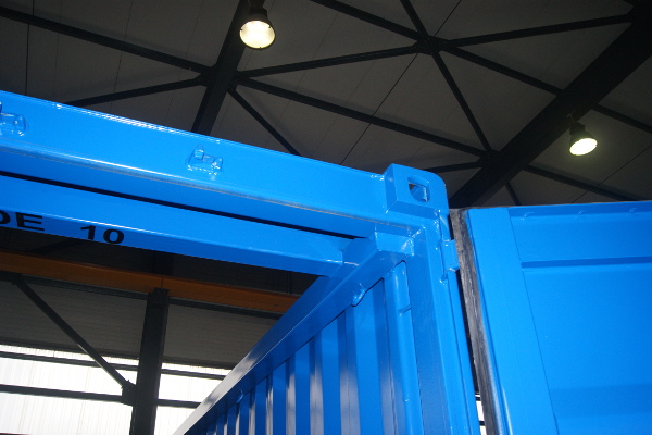 sealing mechanism for containers