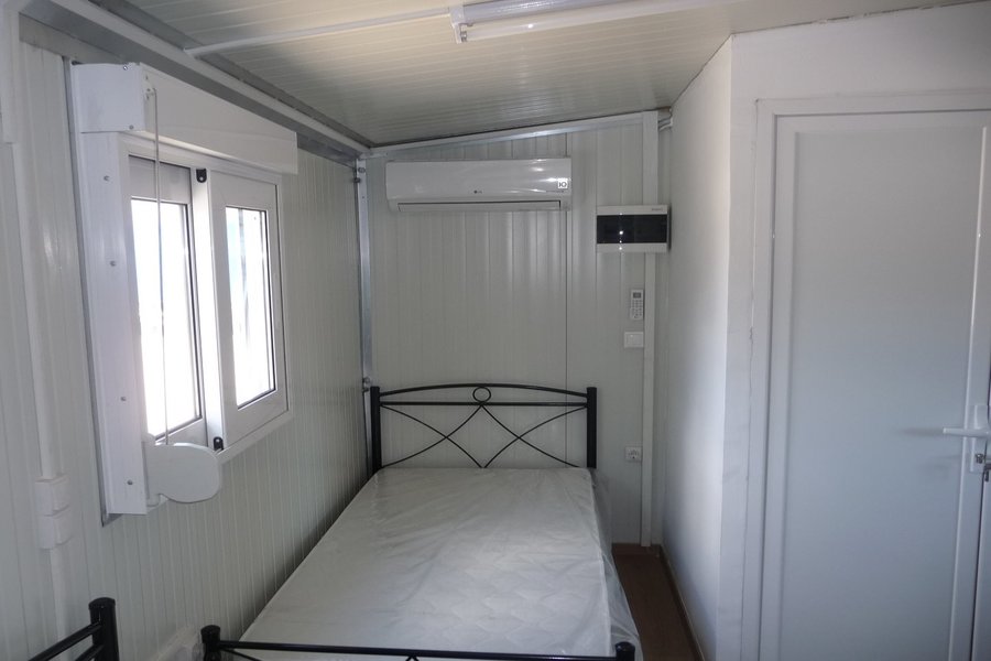 prefabricated house debroom with beds